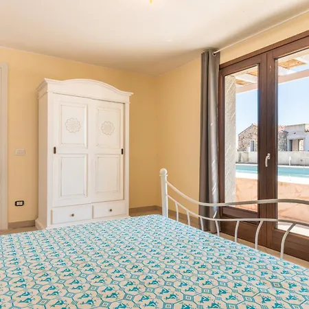 Pretziosa Villa *