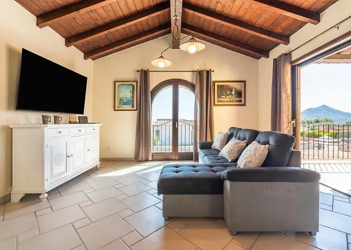 Pretziosa Willa Castiadas